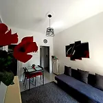 Intero Appartamento Luminoso E Accogliente !