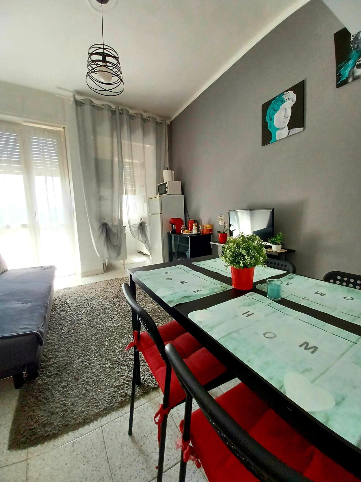 Apartament Intero Luminoso E Accogliente ! *